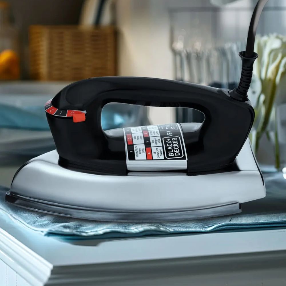 Ferro Black &amp; Decker VFA 1110 Alumínio