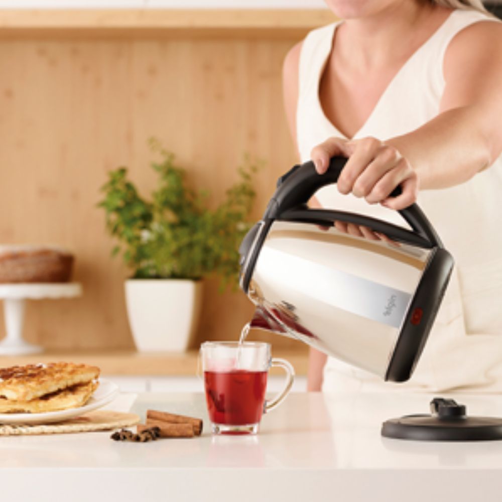 Chaleira Elgin CHA10 2L Inox 220V